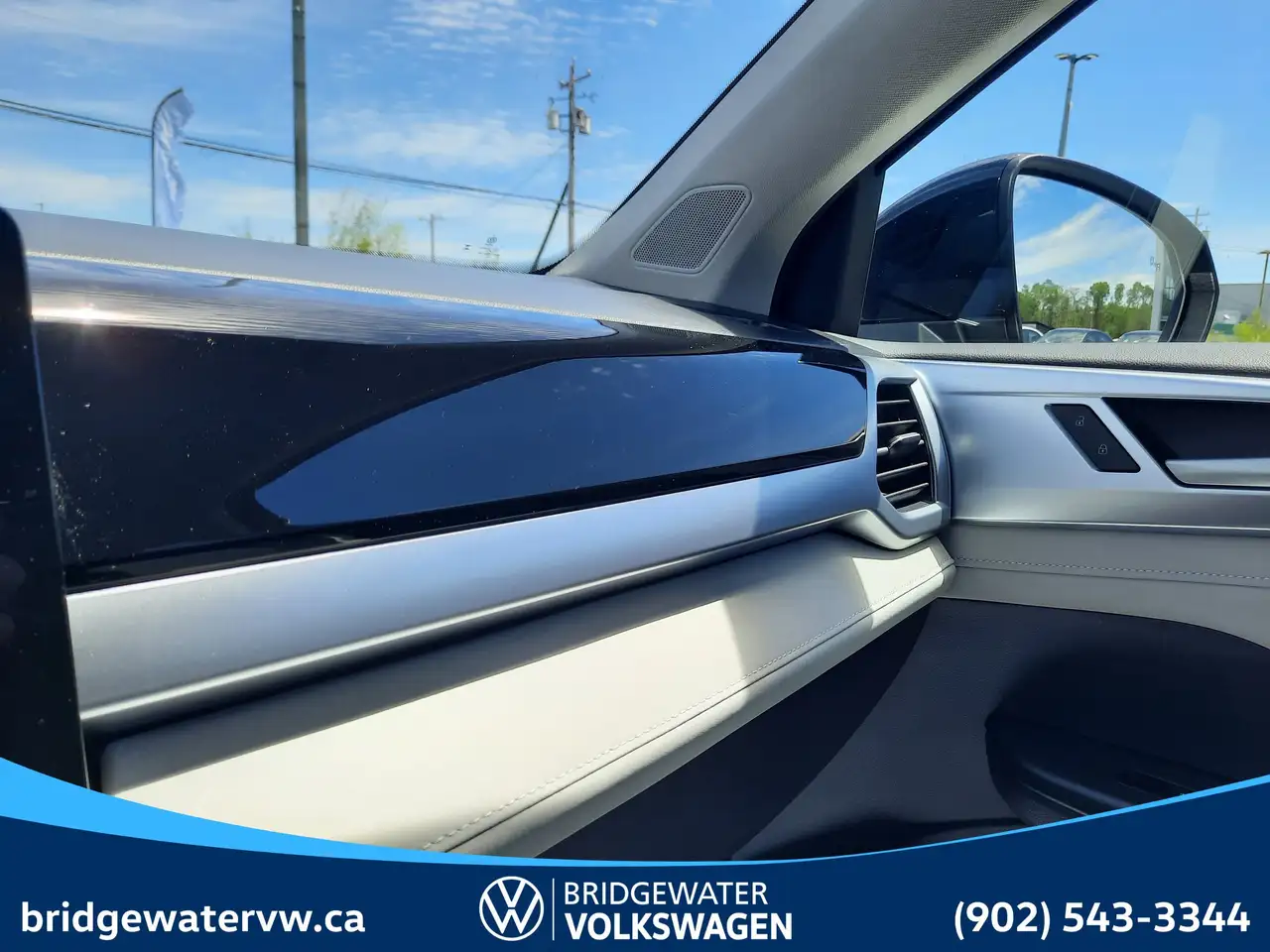 Volkswagen Taos photo Volkswagen Taos