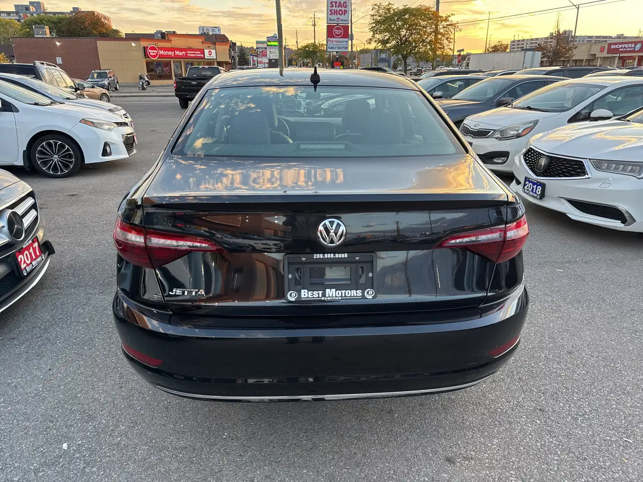 Volkswagen Jetta снимка Volkswagen Jetta