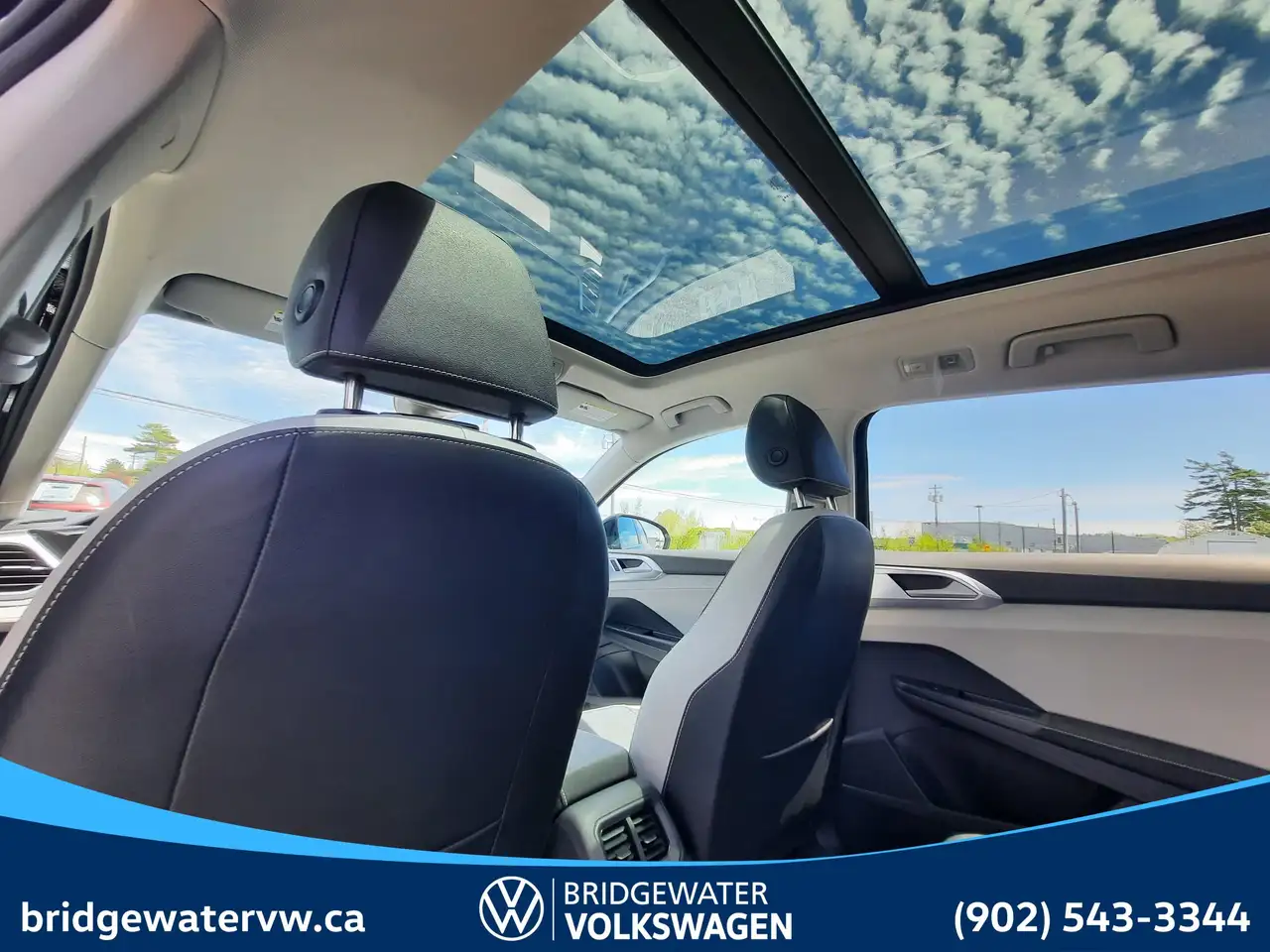 Volkswagen Taos photo Volkswagen Taos