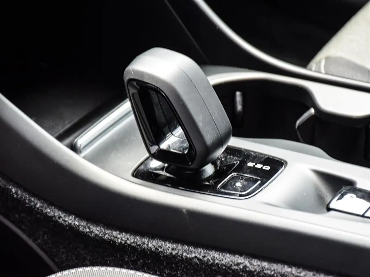 Volvo XC40 снимка Volvo XC40