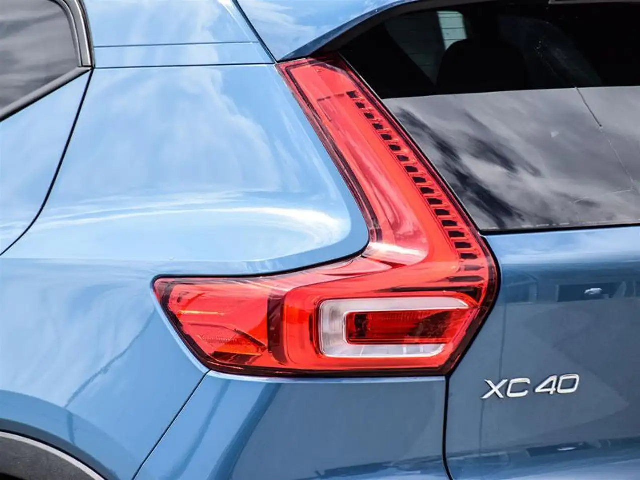 Volvo XC40 снимка Volvo XC40