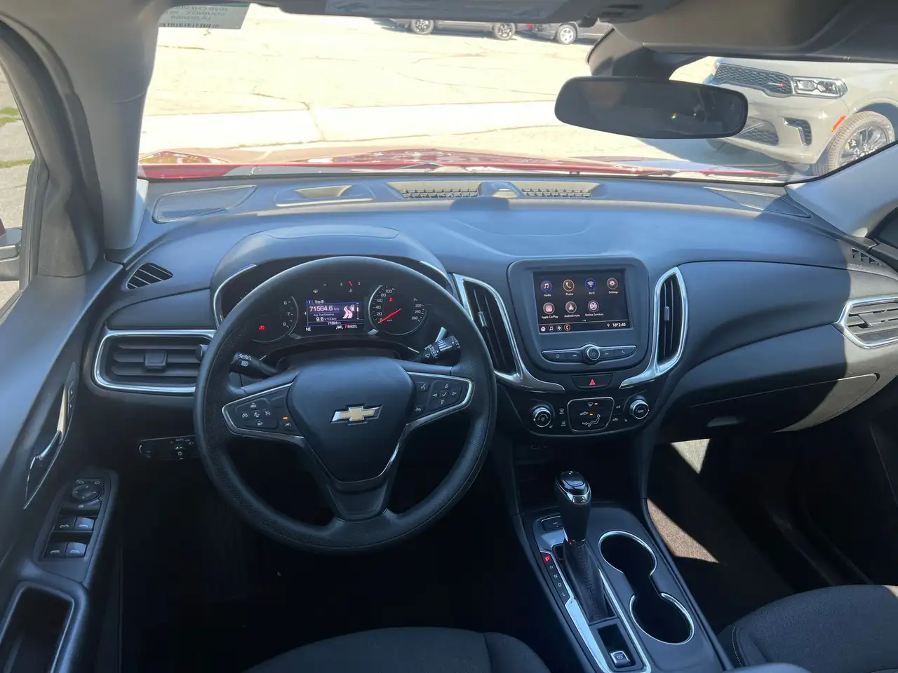 Chevrolet Equinox снимка Chevrolet Equinox