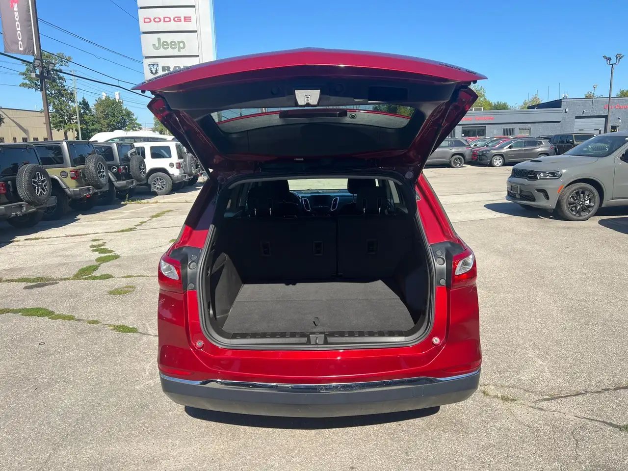 Chevrolet Equinox снимка Chevrolet Equinox