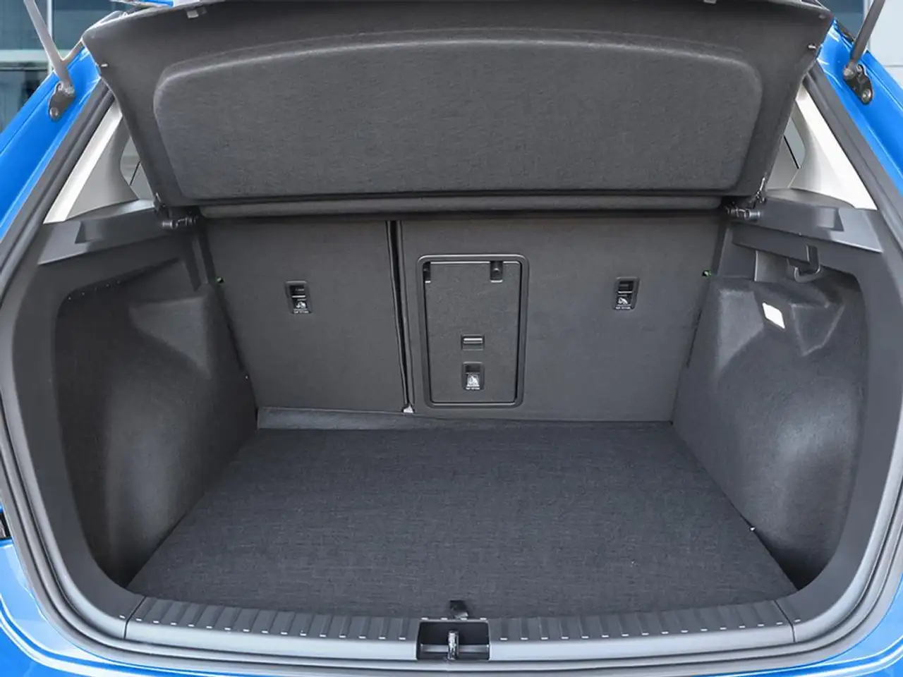Volkswagen Taos снимка Volkswagen Taos