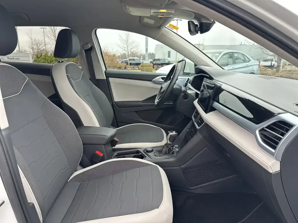 Volkswagen Taos снимка Volkswagen Taos