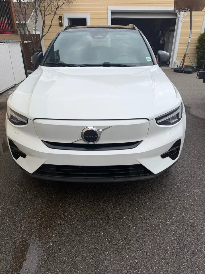 Volvo XC40 photo Volvo XC40