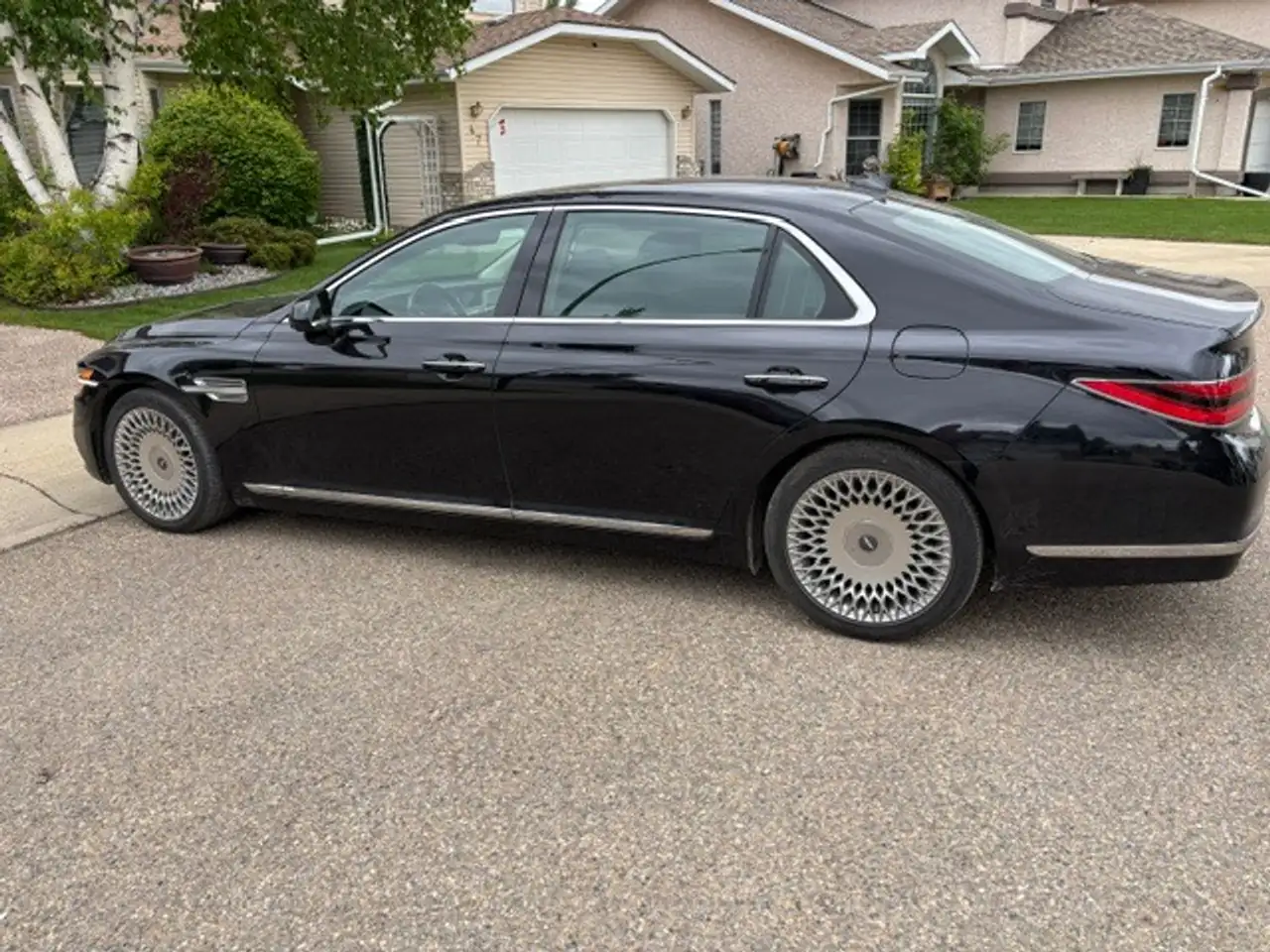 Genesis G90 снимка Genesis G90