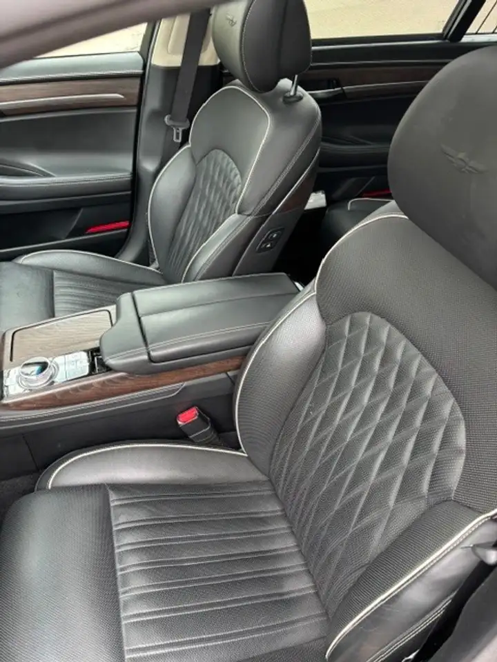 Genesis G90 снимка Genesis G90