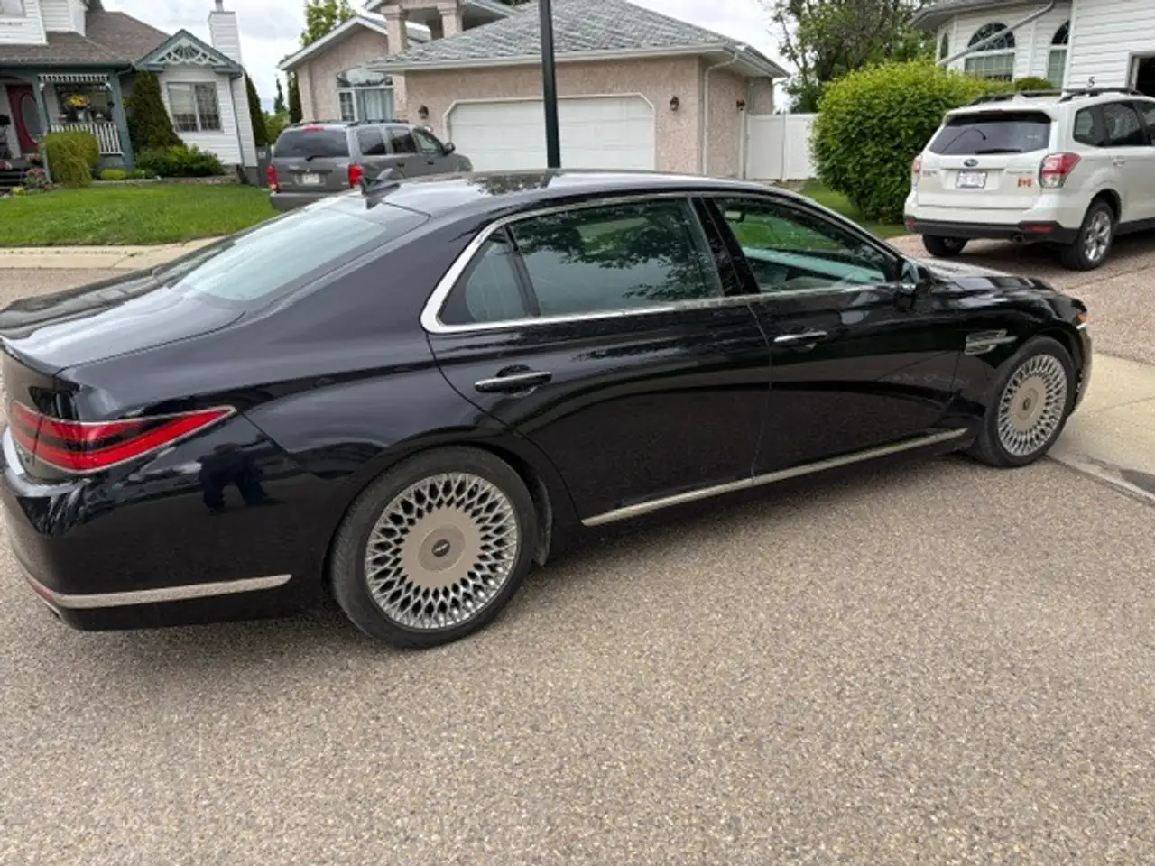 Genesis G90 снимка Genesis G90
