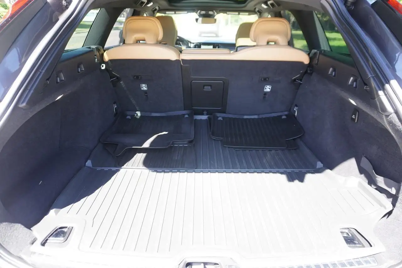 Volvo V90 Cross Country снимка Volvo V90 Cross Country