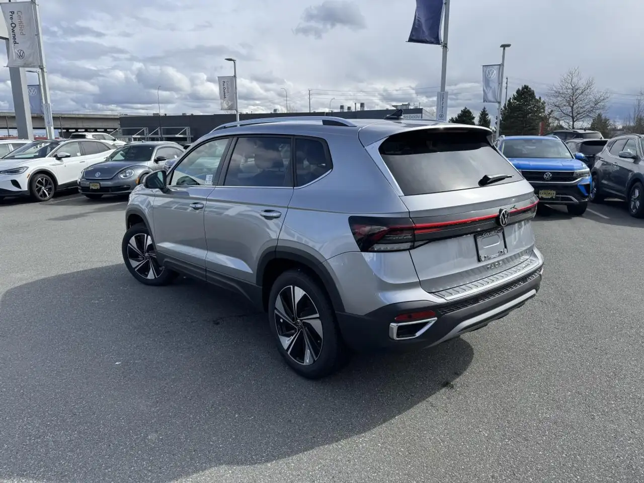 Volkswagen Taos снимка Volkswagen Taos