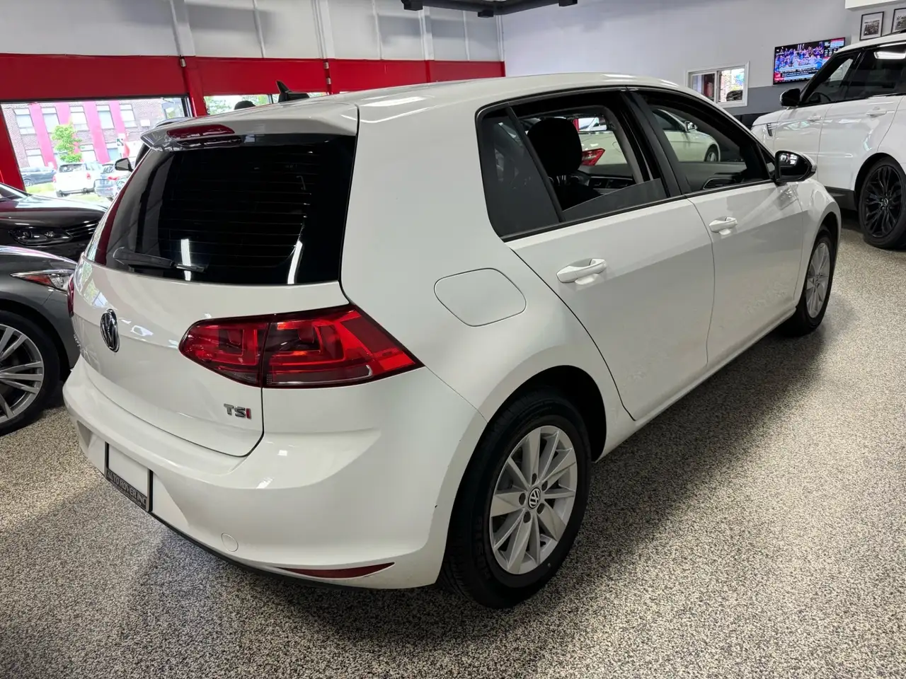 Volkswagen Golf снимка Volkswagen Golf