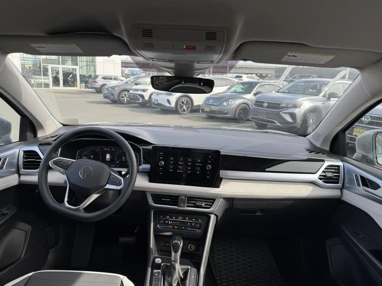Volkswagen Taos снимка Volkswagen Taos