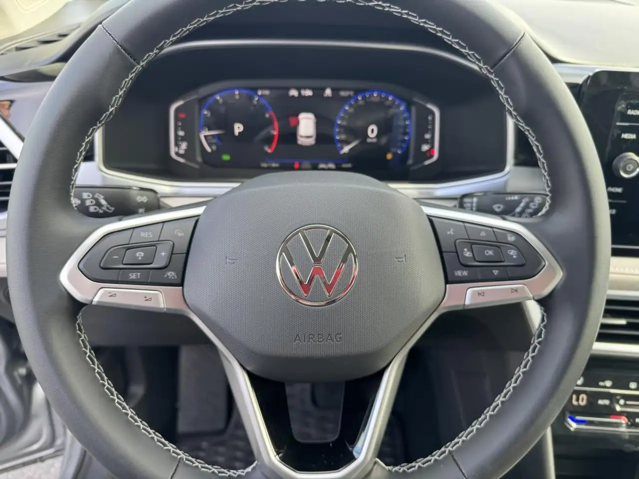 Volkswagen Taos снимка Volkswagen Taos
