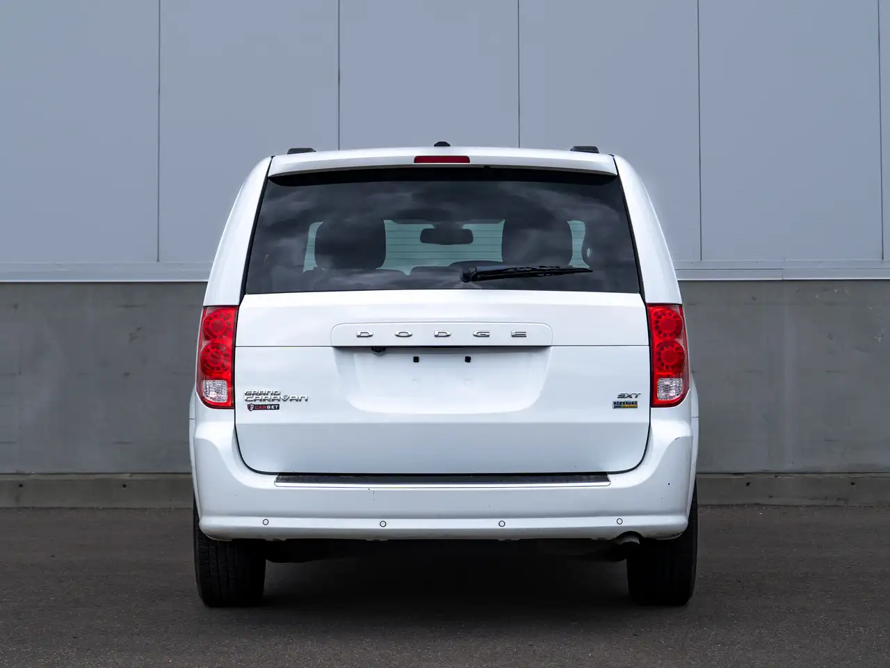 Dodge Grand Caravan снимка Dodge Grand Caravan