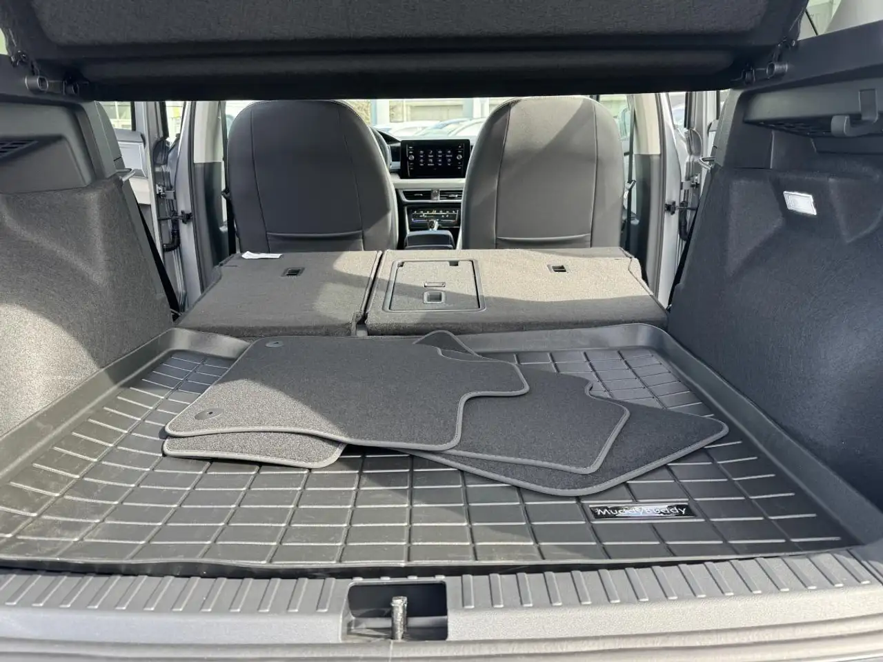 Volkswagen Taos снимка Volkswagen Taos