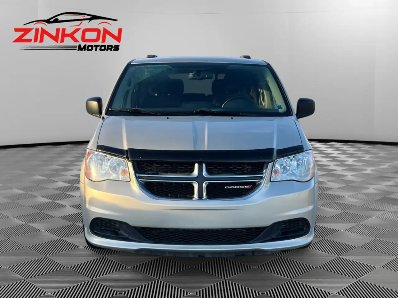 Dodge Grand Caravan photo Dodge Grand Caravan