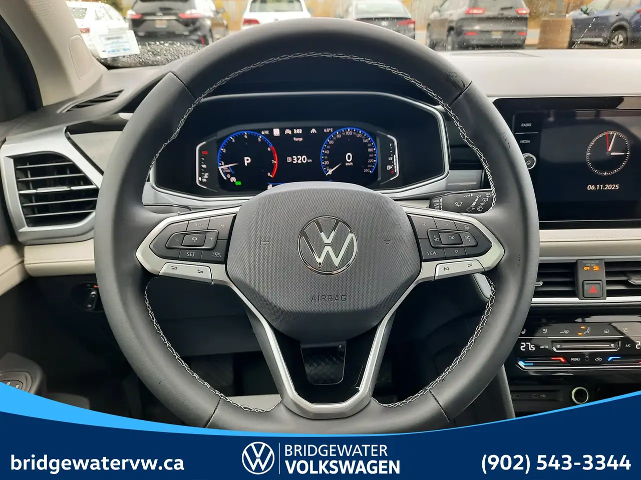 Volkswagen Taos снимка Volkswagen Taos