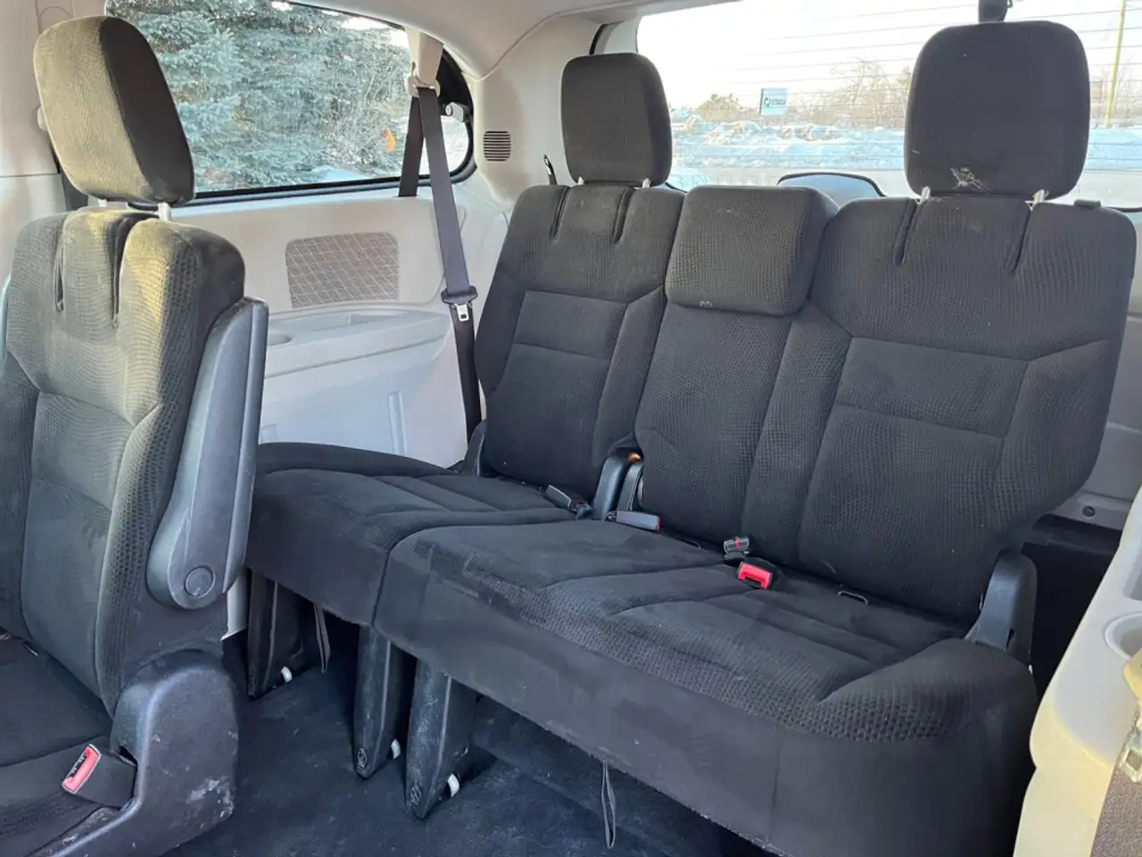 Dodge Grand Caravan photo Dodge Grand Caravan