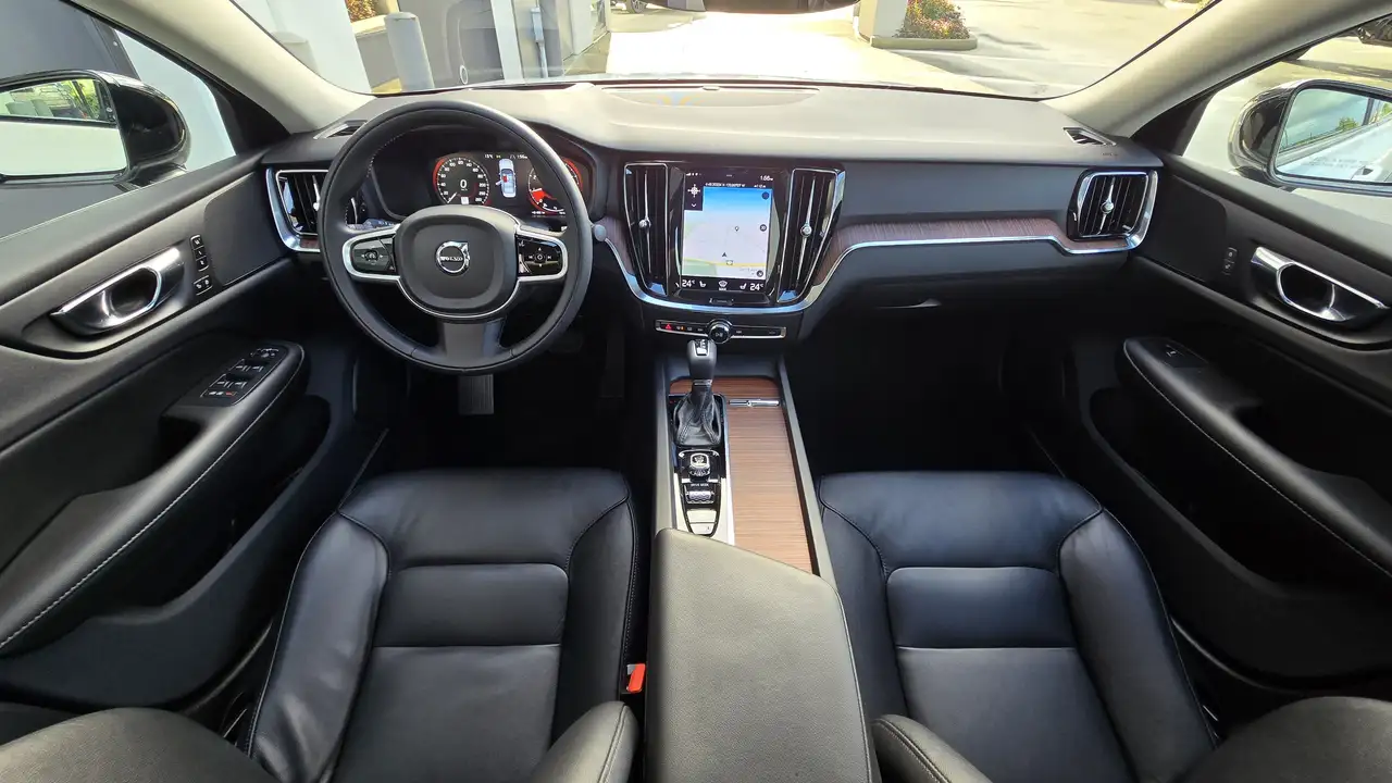 Volvo S60 снимка Volvo S60