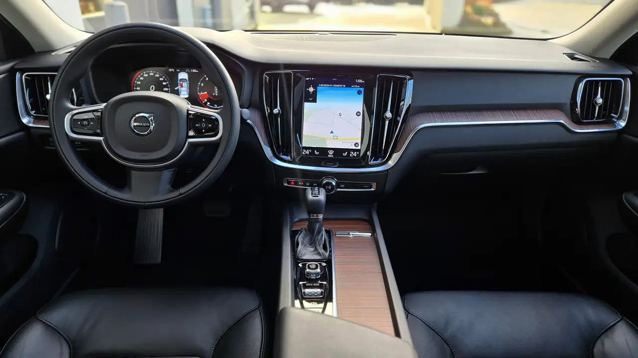Volvo S60 снимка Volvo S60
