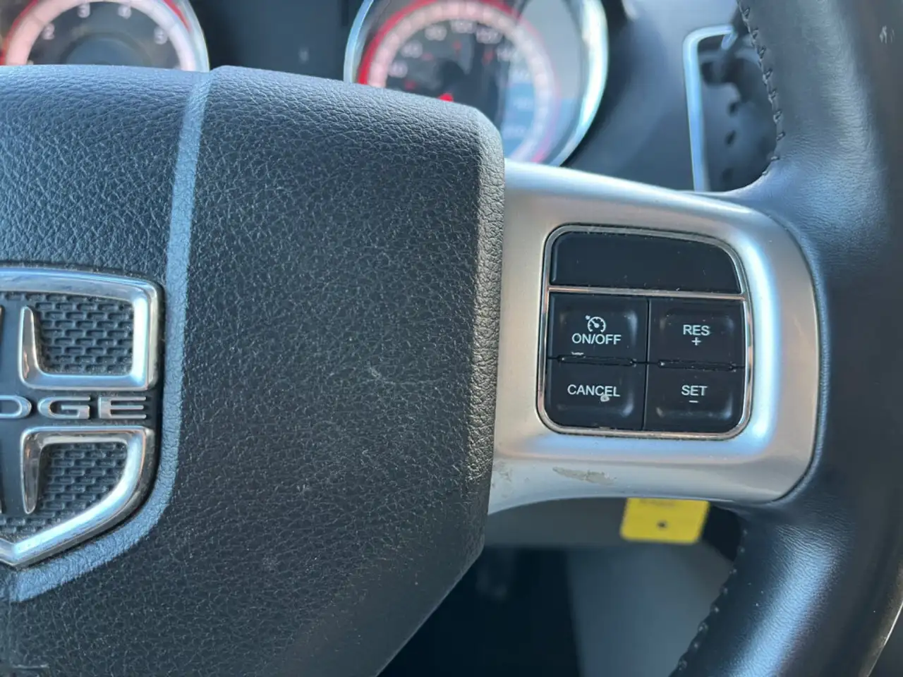 Dodge Grand Caravan photo Dodge Grand Caravan