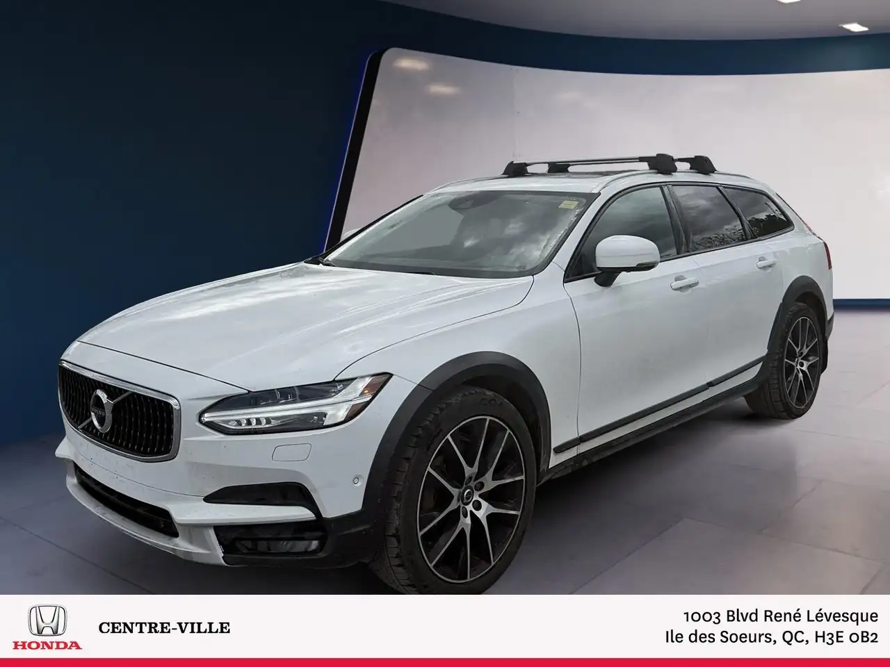 2019 Volvo V90 Cross Country