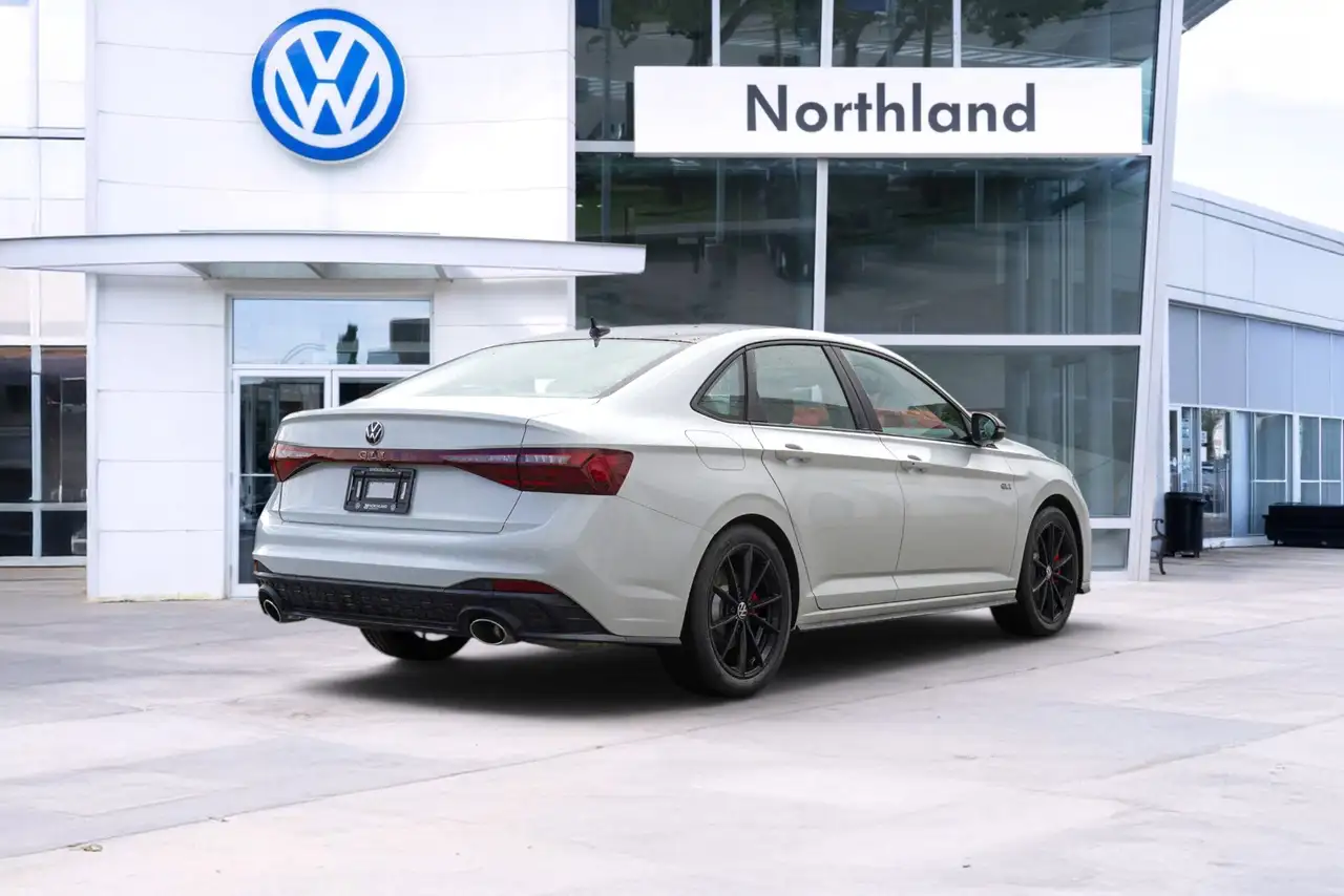 Volkswagen Jetta photo Volkswagen Jetta