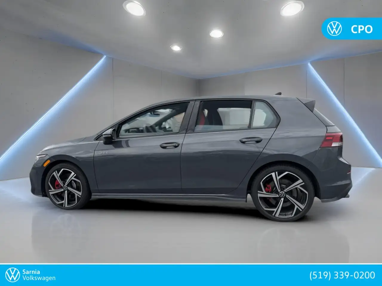 Volkswagen Golf GTI снимка Volkswagen Golf GTI