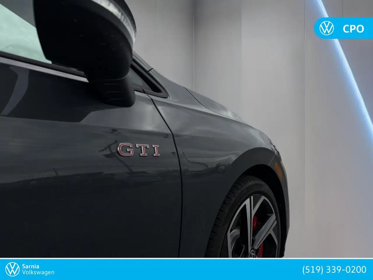 Volkswagen Golf GTI снимка Volkswagen Golf GTI