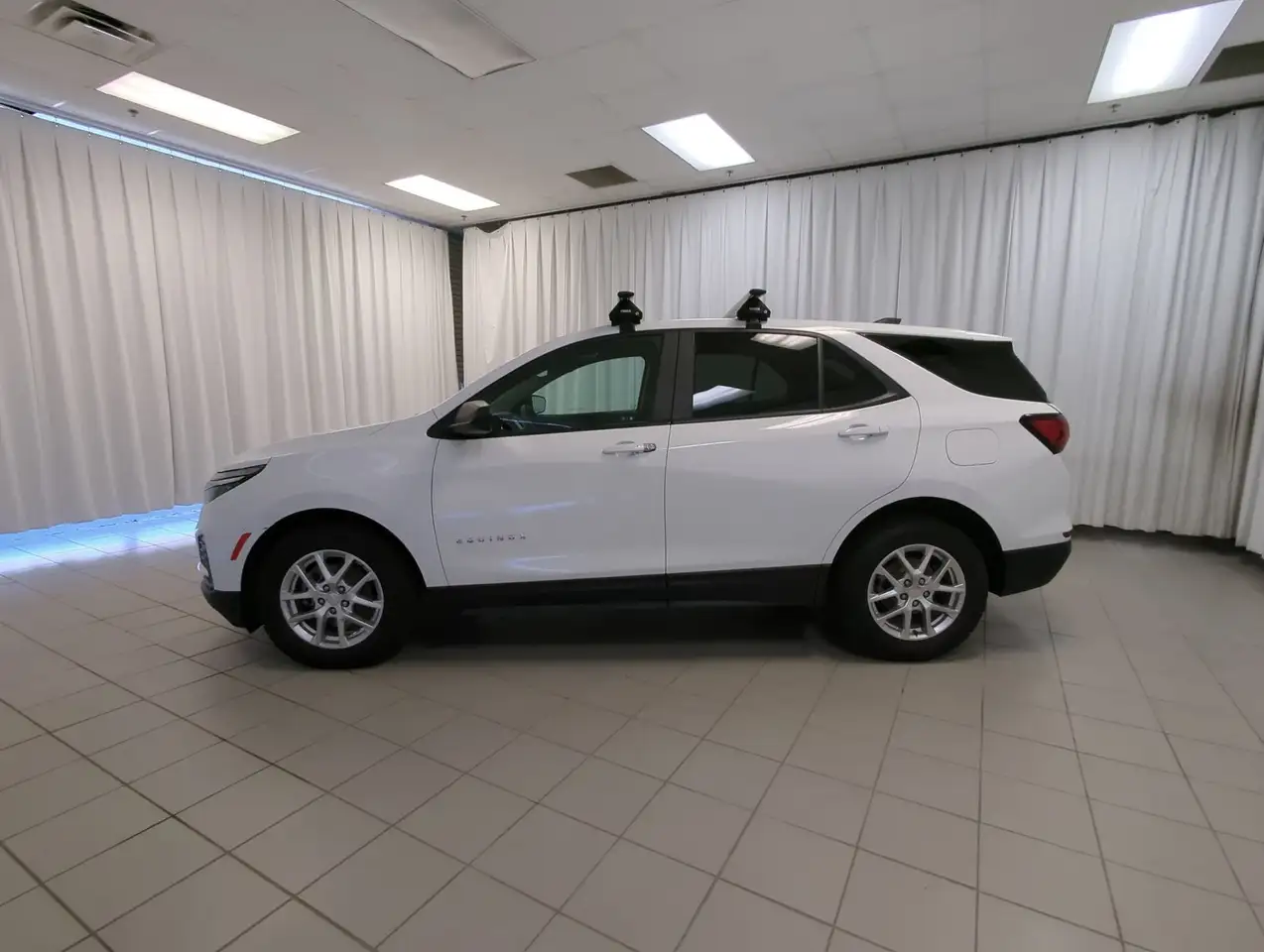 Chevrolet Equinox снимка Chevrolet Equinox