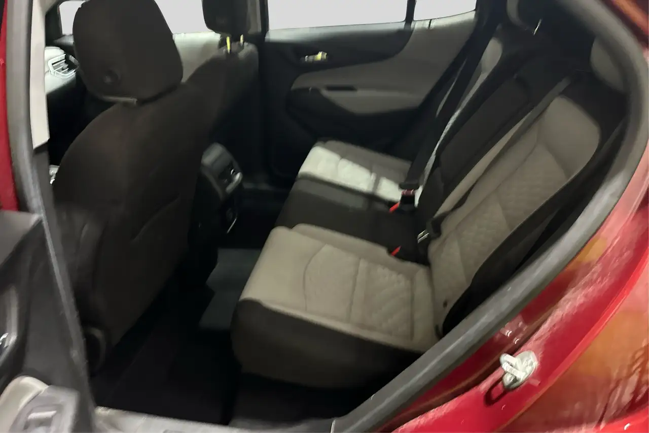 Chevrolet Equinox снимка Chevrolet Equinox
