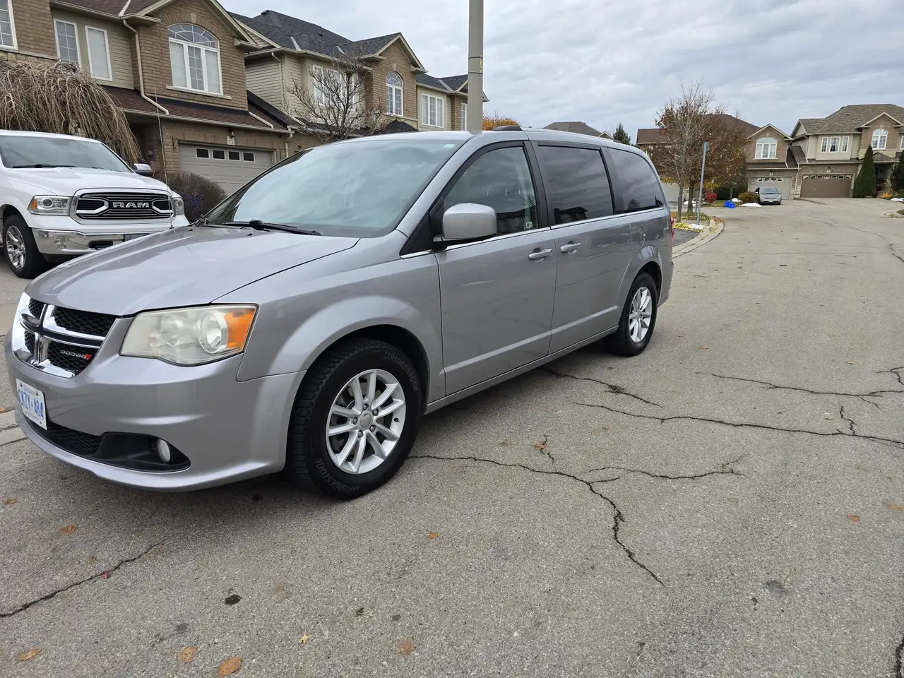 Dodge Grand Caravan снимка Dodge Grand Caravan