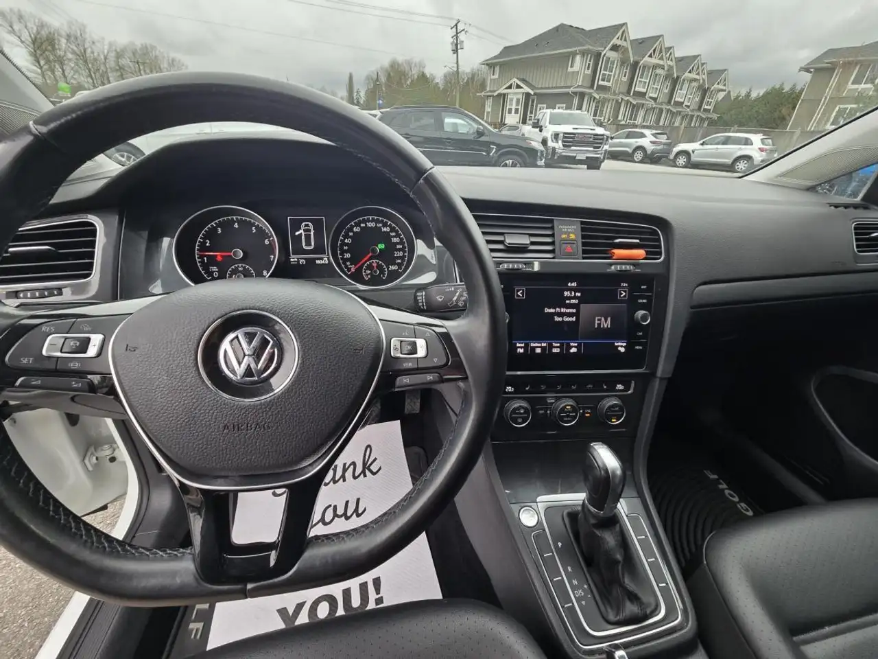 Volkswagen Golf photo Volkswagen Golf