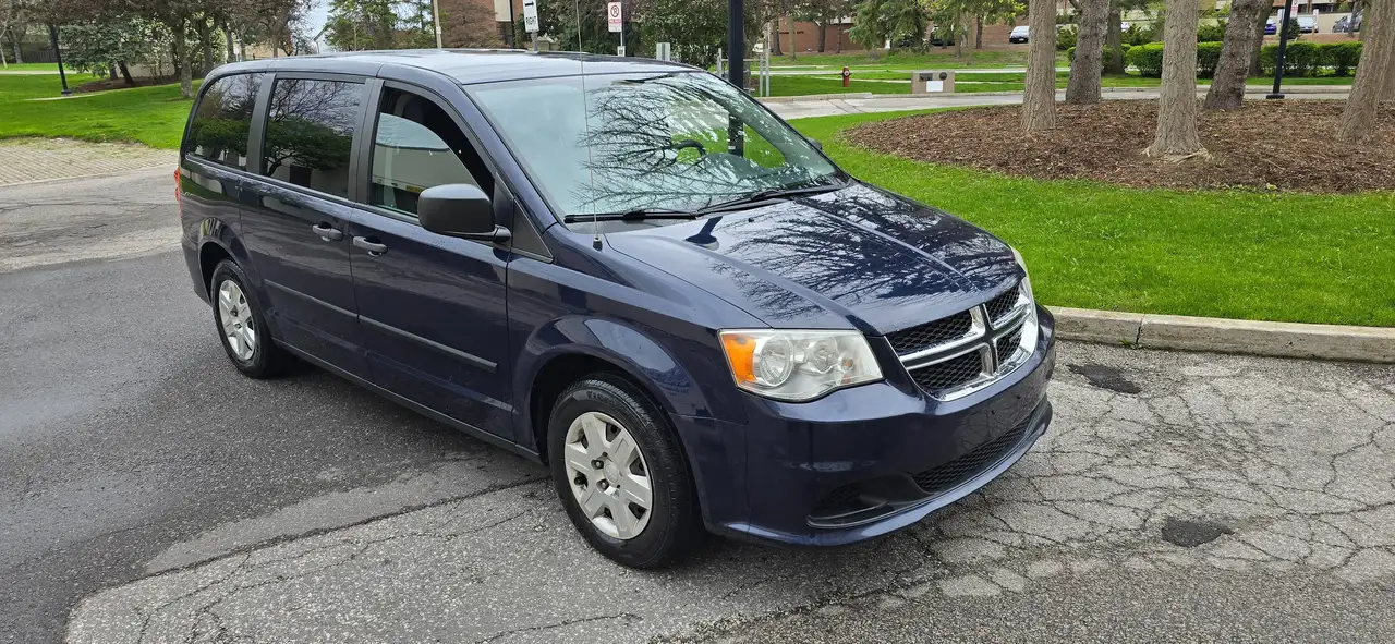 Dodge Grand Caravan fotografie Dodge Grand Caravan