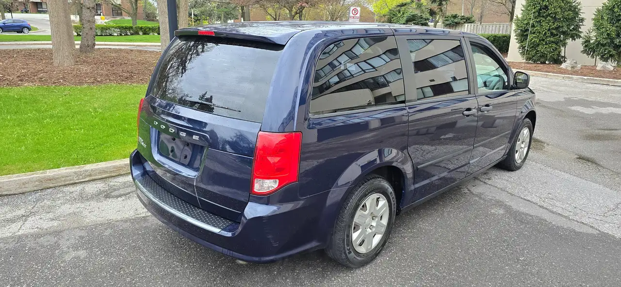 Dodge Grand Caravan fotografie Dodge Grand Caravan