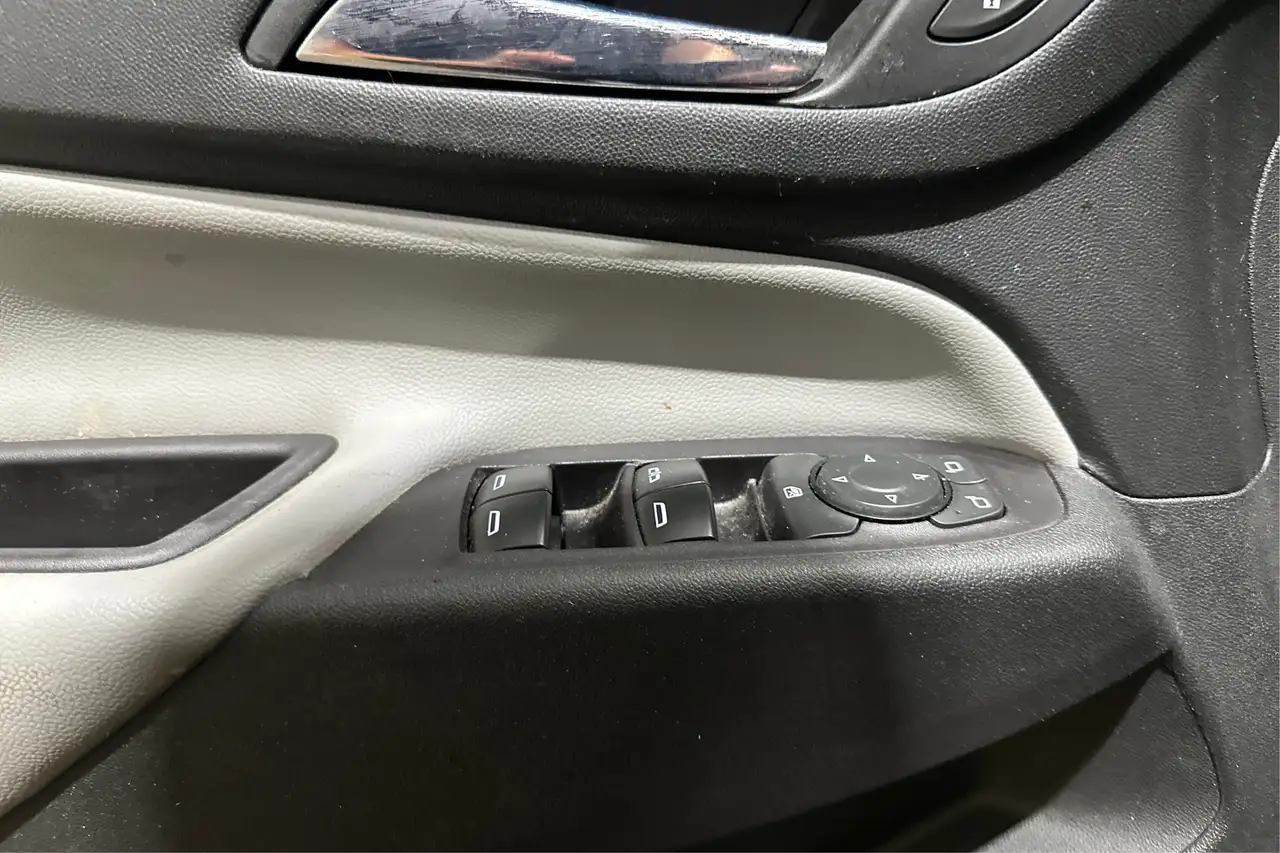 Chevrolet Equinox снимка Chevrolet Equinox