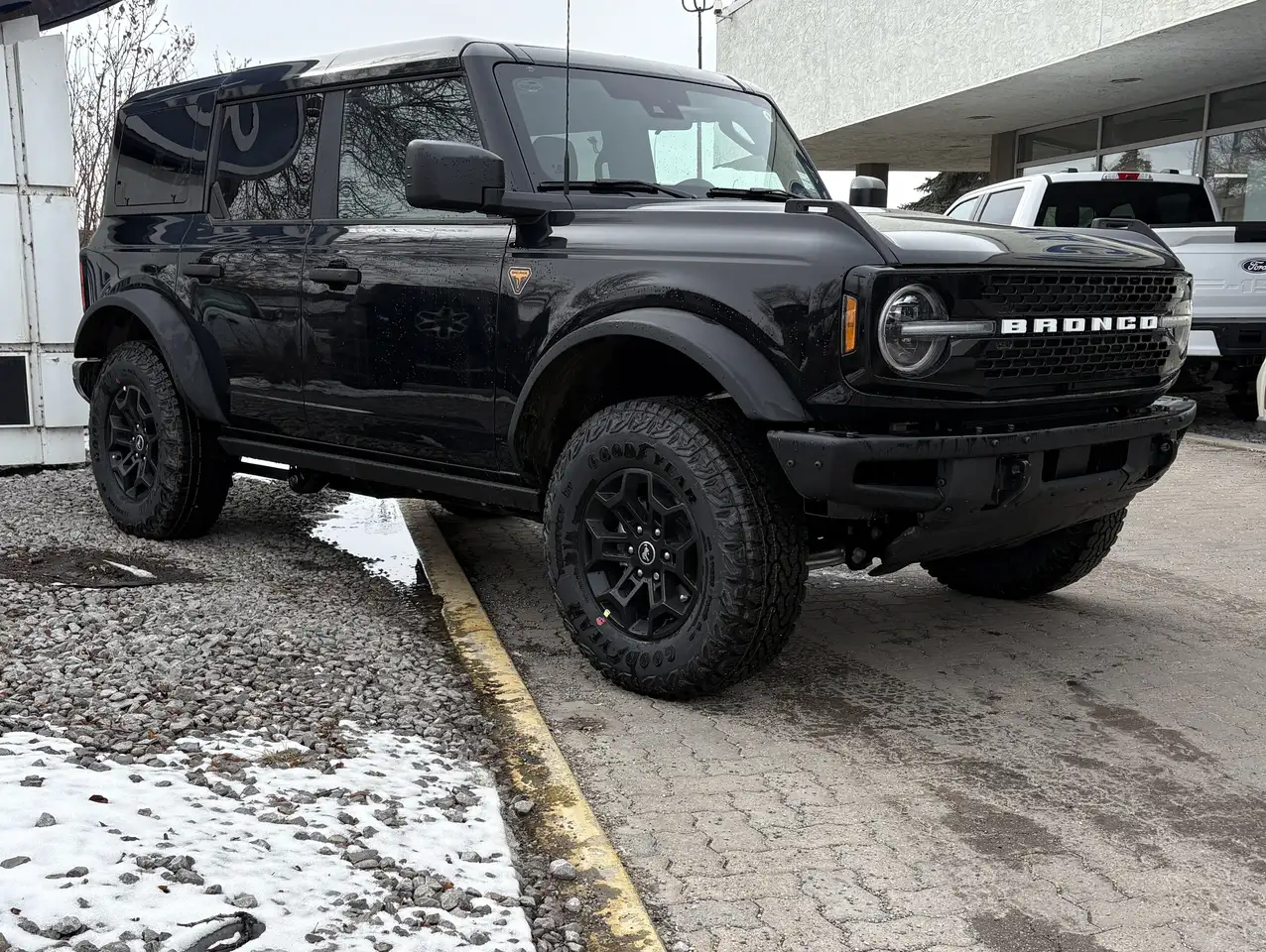 Ford Bronco снимка Ford Bronco