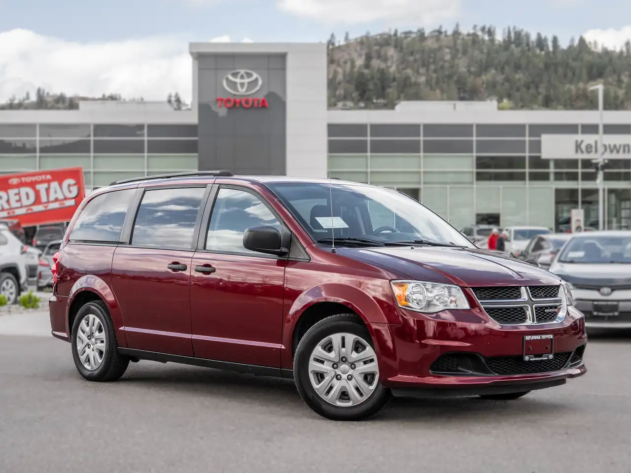Dodge Grand Caravan photo Dodge Grand Caravan