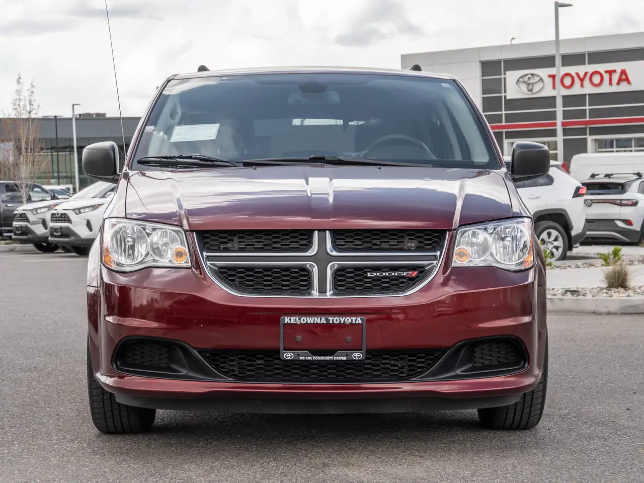 Dodge Grand Caravan photo Dodge Grand Caravan