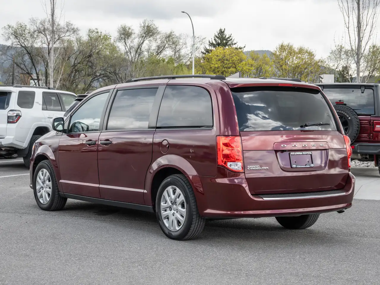 Dodge Grand Caravan photo Dodge Grand Caravan