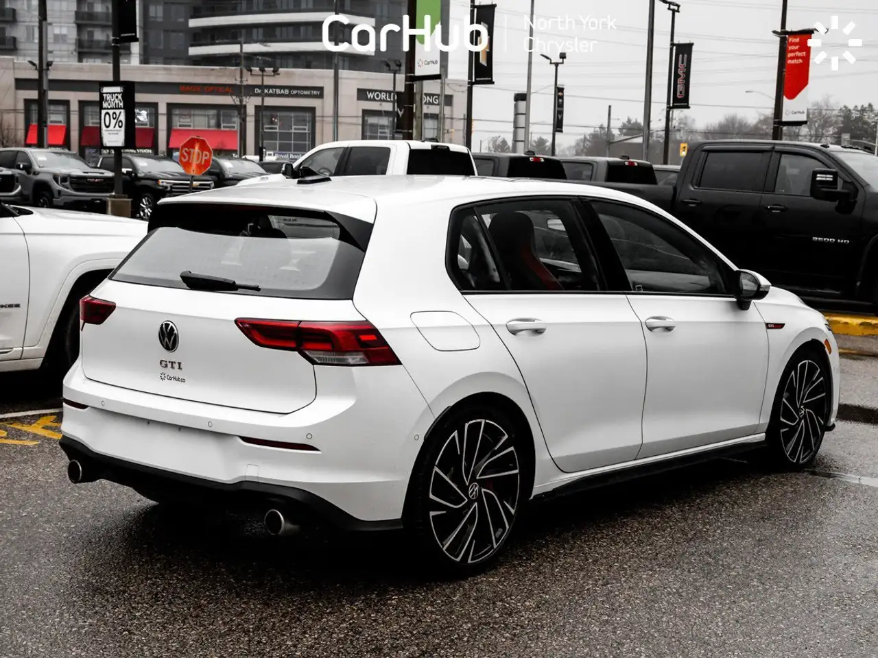 Volkswagen Golf GTI снимка Volkswagen Golf GTI