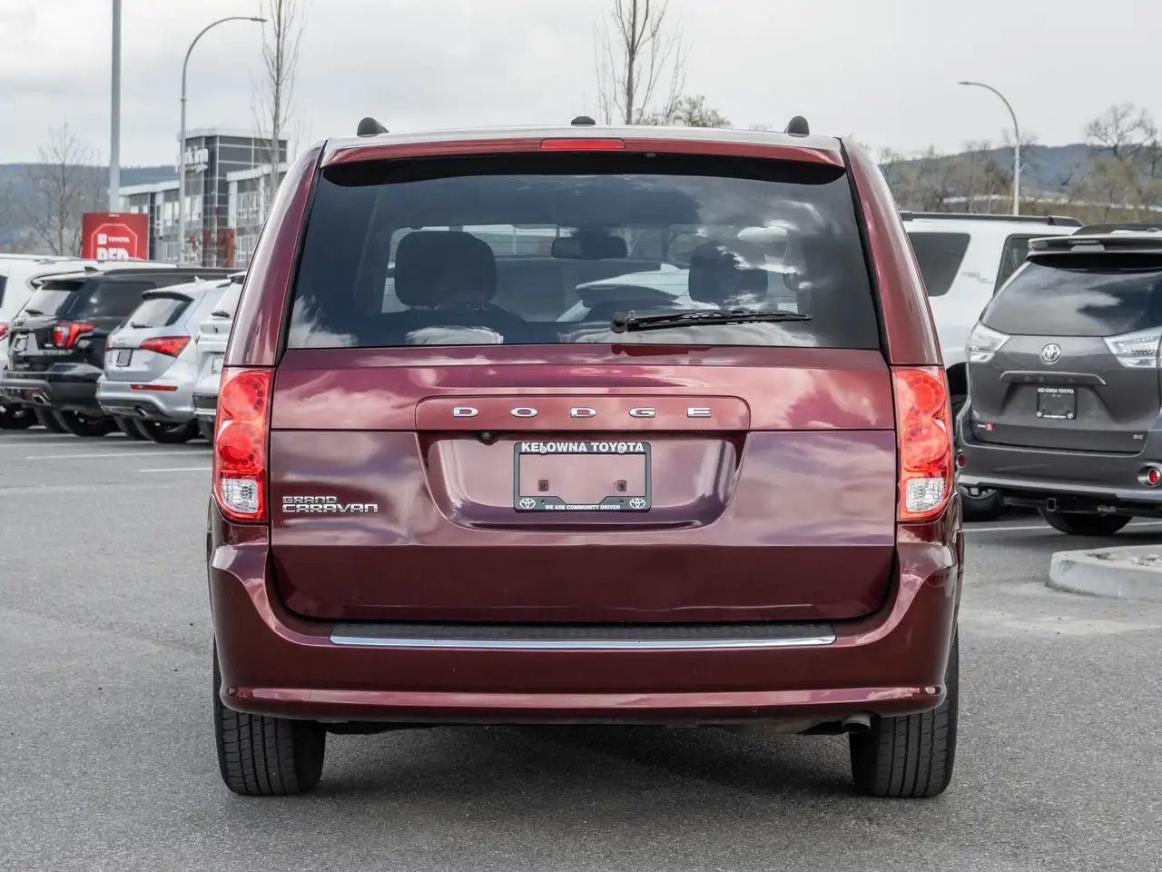 Dodge Grand Caravan photo Dodge Grand Caravan