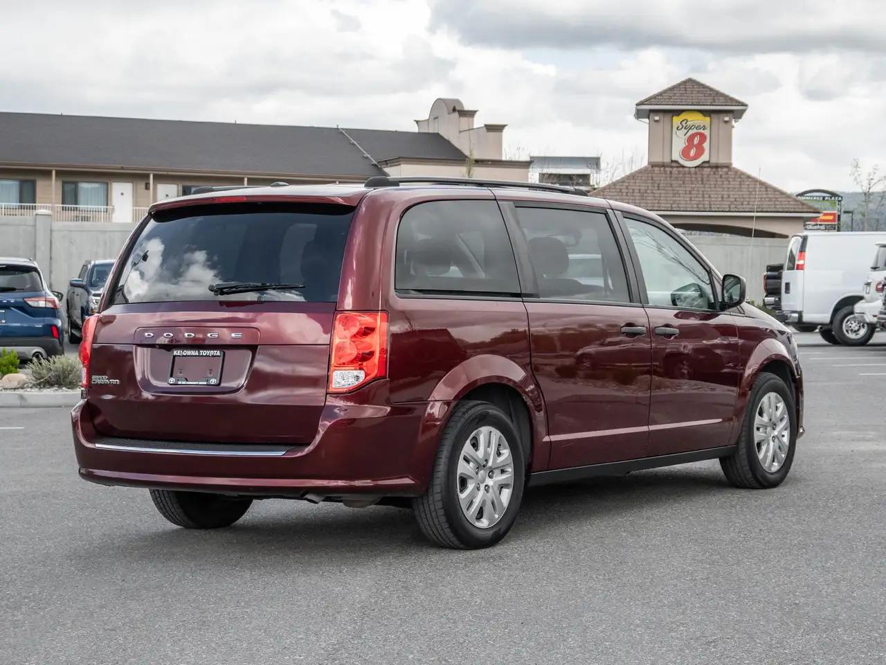 Dodge Grand Caravan photo Dodge Grand Caravan