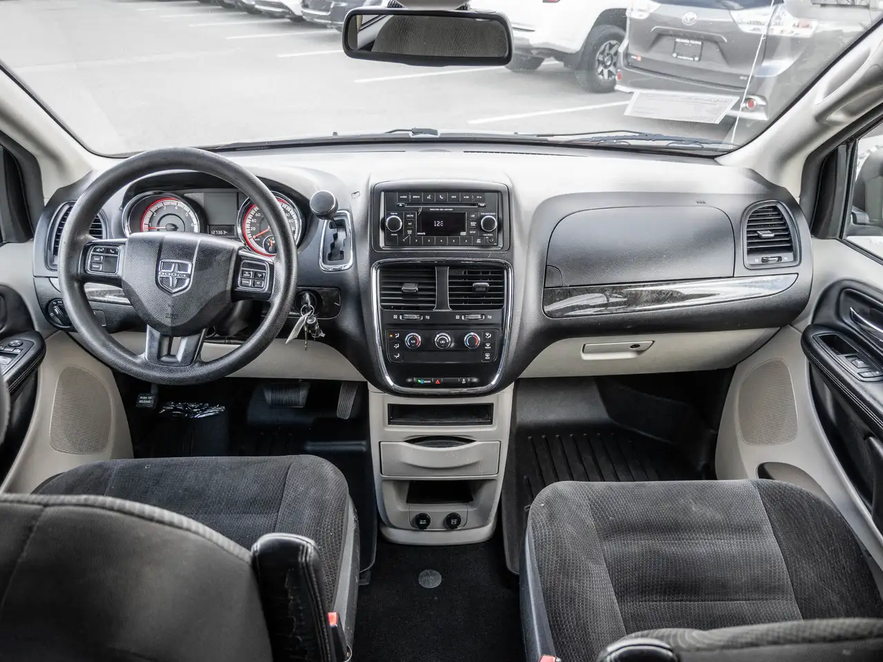 Dodge Grand Caravan photo Dodge Grand Caravan