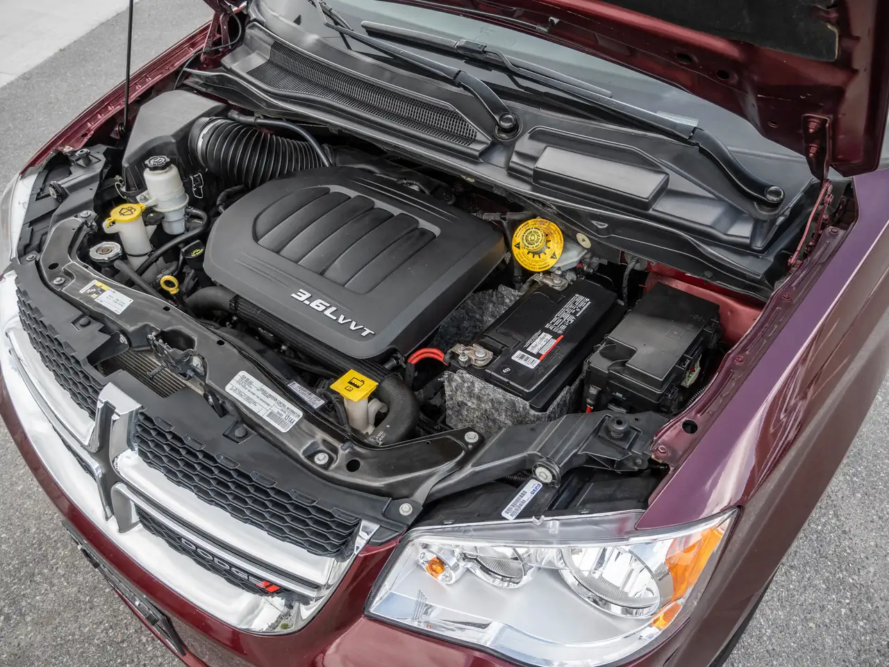 Dodge Grand Caravan photo Dodge Grand Caravan