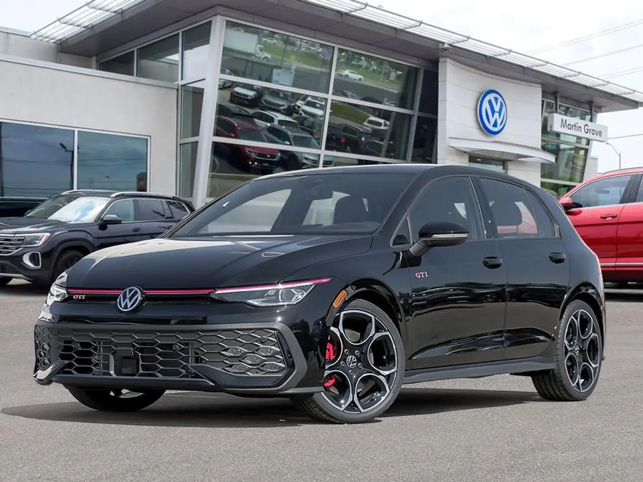 Volkswagen Golf GTI снимка Volkswagen Golf GTI