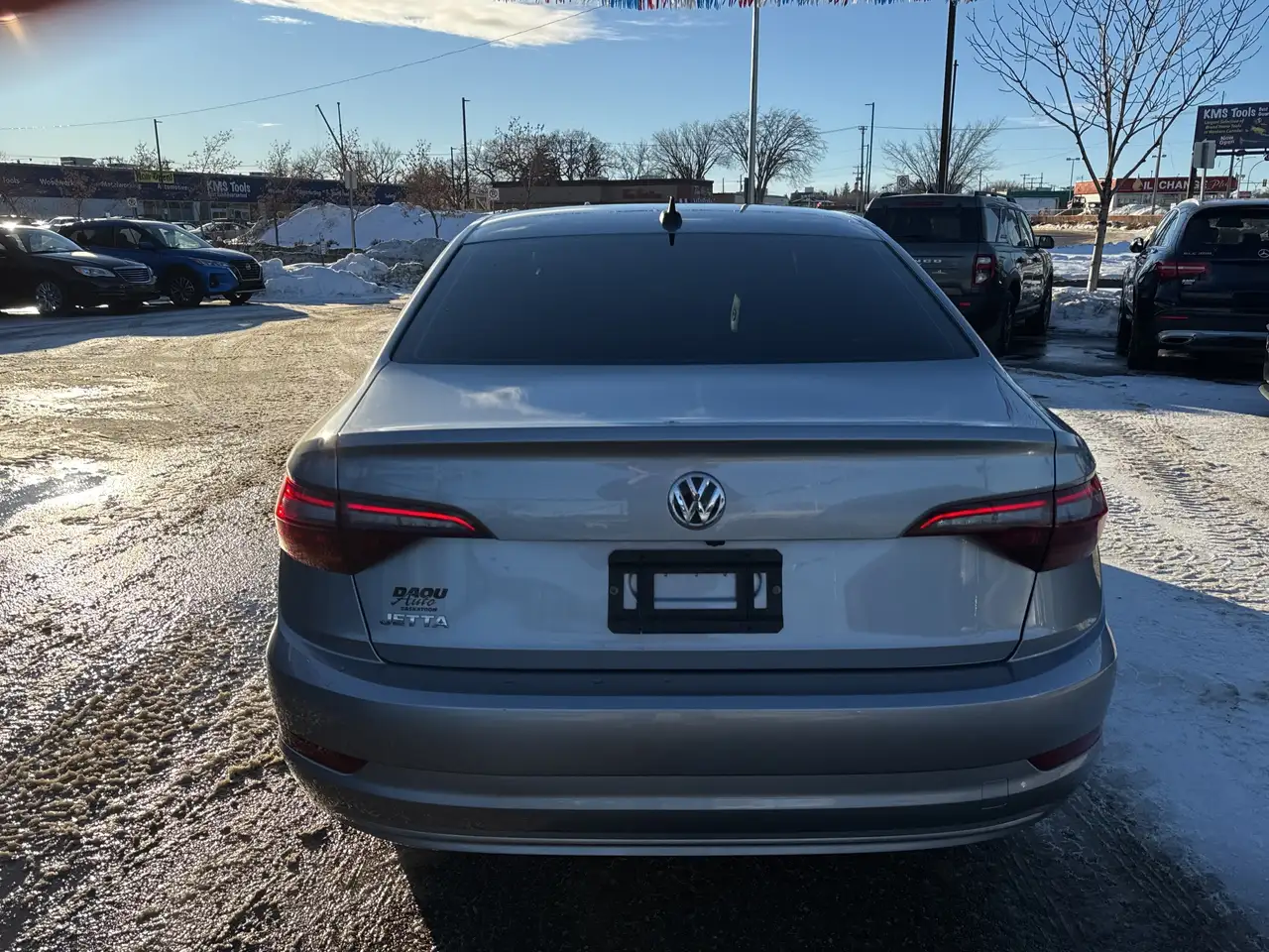 Volkswagen Jetta снимка Volkswagen Jetta