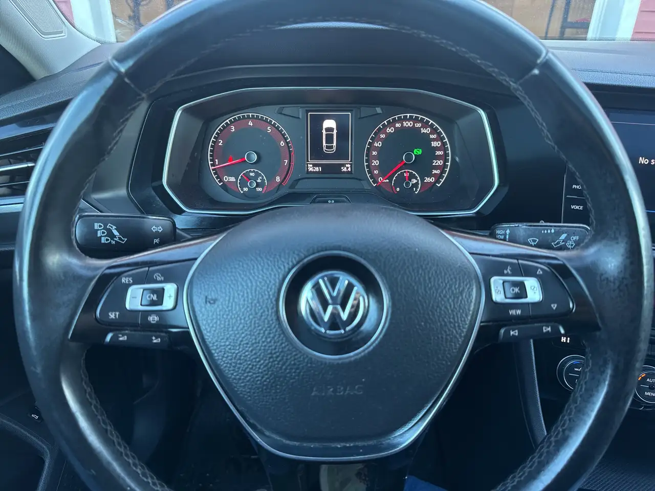 Volkswagen Jetta снимка Volkswagen Jetta