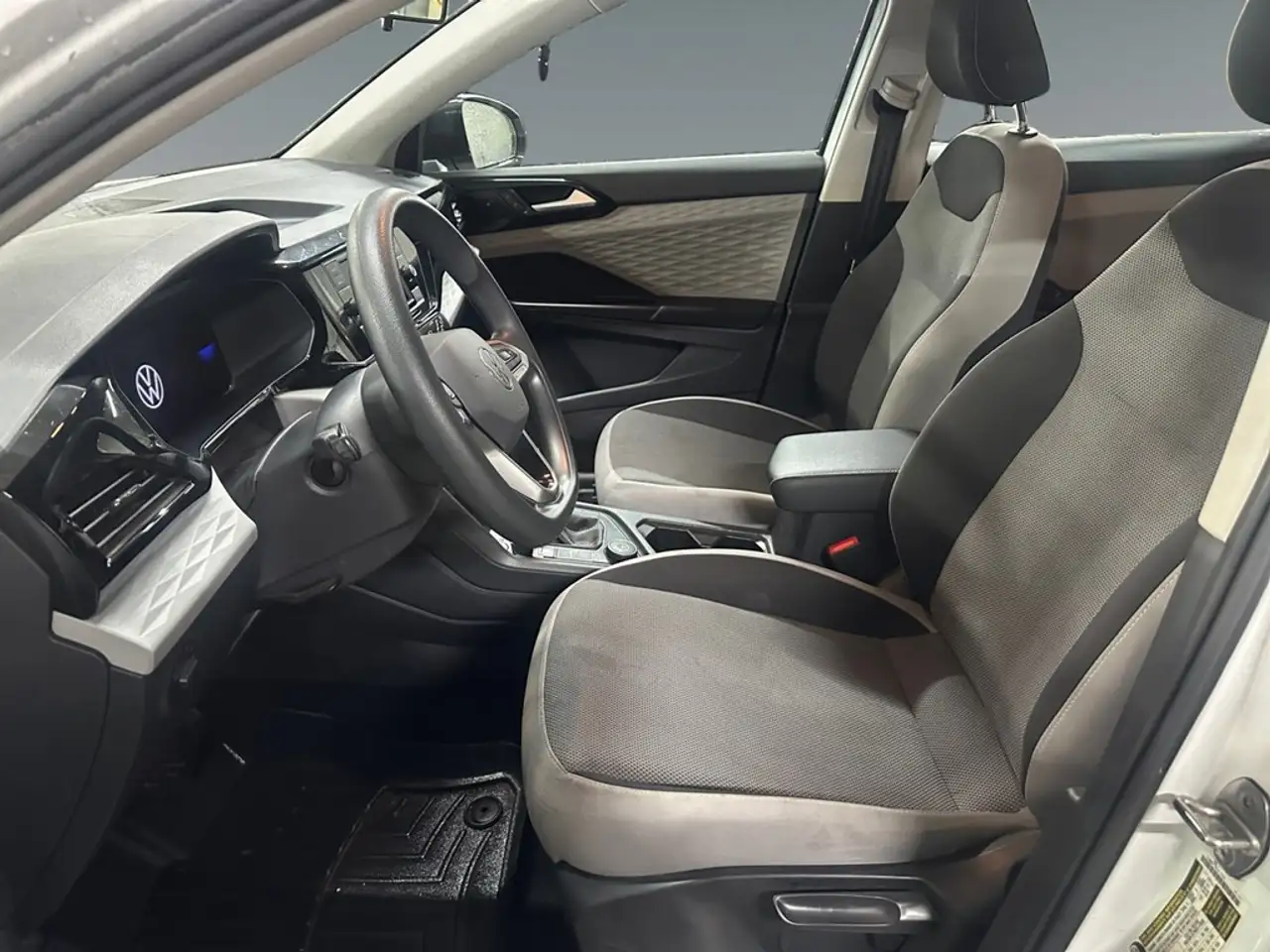 Volkswagen Taos снимка Volkswagen Taos